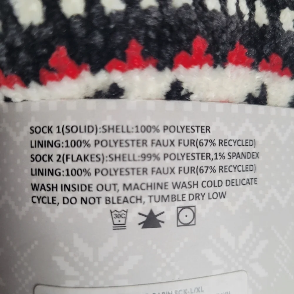 Muk Luks Women's Winter Cabin Socks 2 Pair Pack New Red Black Lined